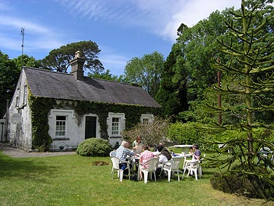 Irland Derreen Gardens 3 Cottage